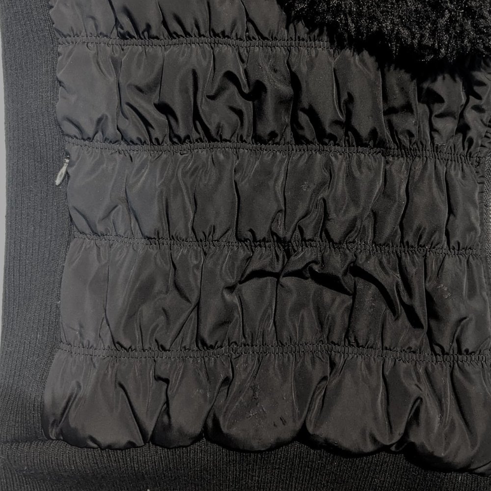 Calvin Klein | Women's Black Puffer Vest With Removable Collar Sherpa Fur - Picture 5 of 6